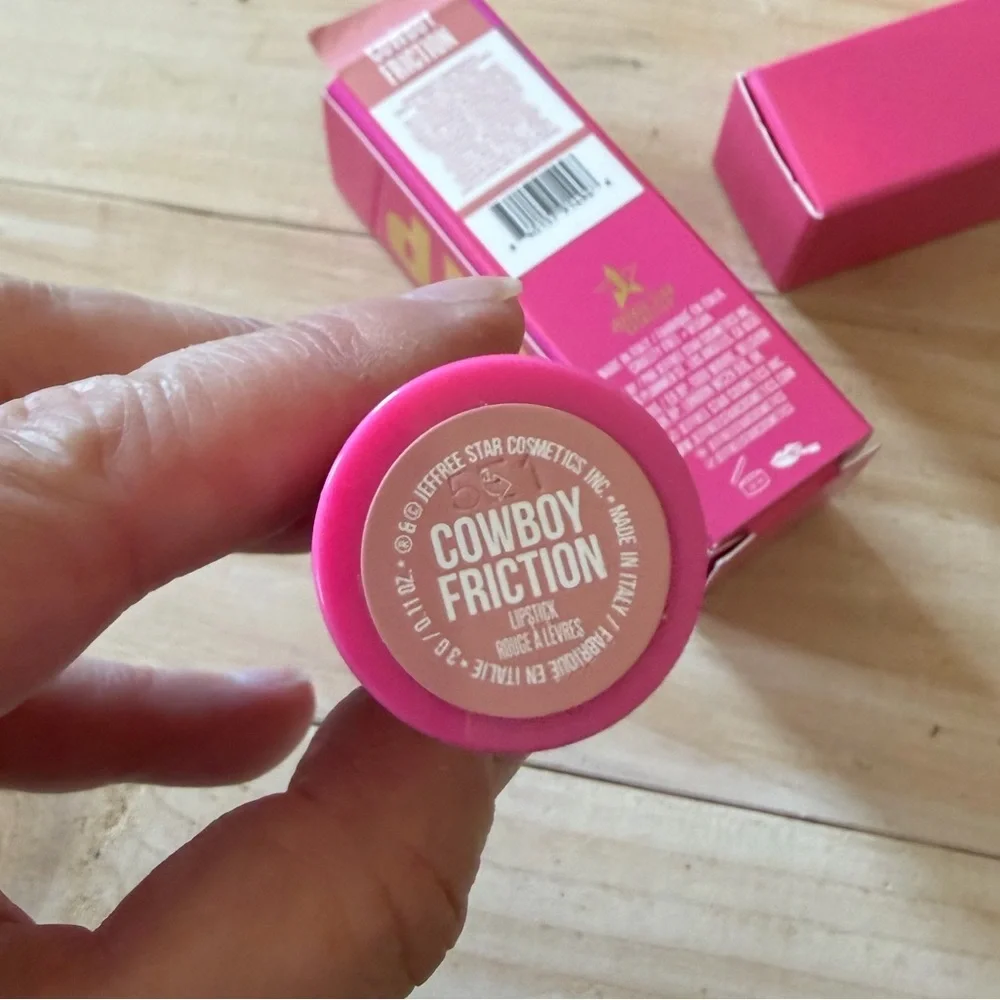 Jeffree Star Cosmetics Shiny Trap Lipstick in Cowboy Friction NEW